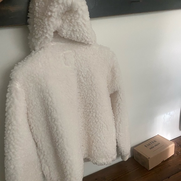 Abercrombie Teddy Coat- Worn few times- size small- hood snaps off - Picture 4 of 4